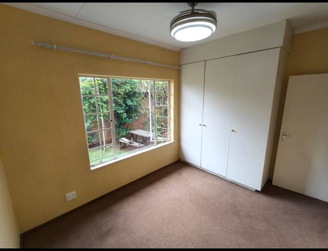3 BEDROOM TOWNHOUSE FOR SALE IN SAFARI GARDENS